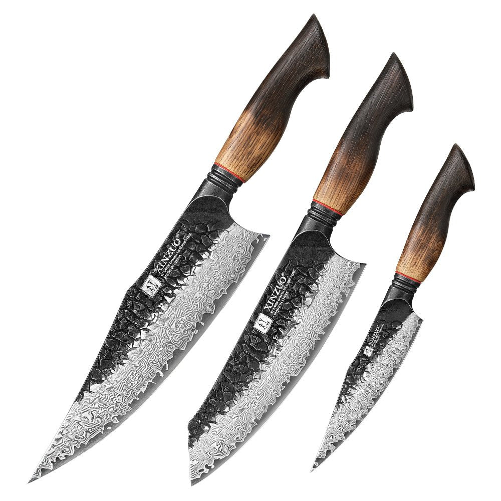 Three knives. The whole kitchen.