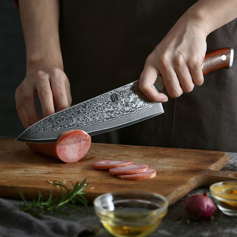 Three knives. The whole kitchen.