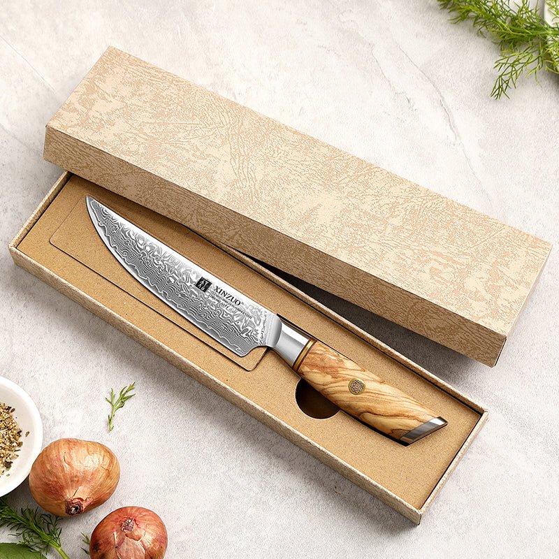 A Steak Knife That Earns Its Place at the Table