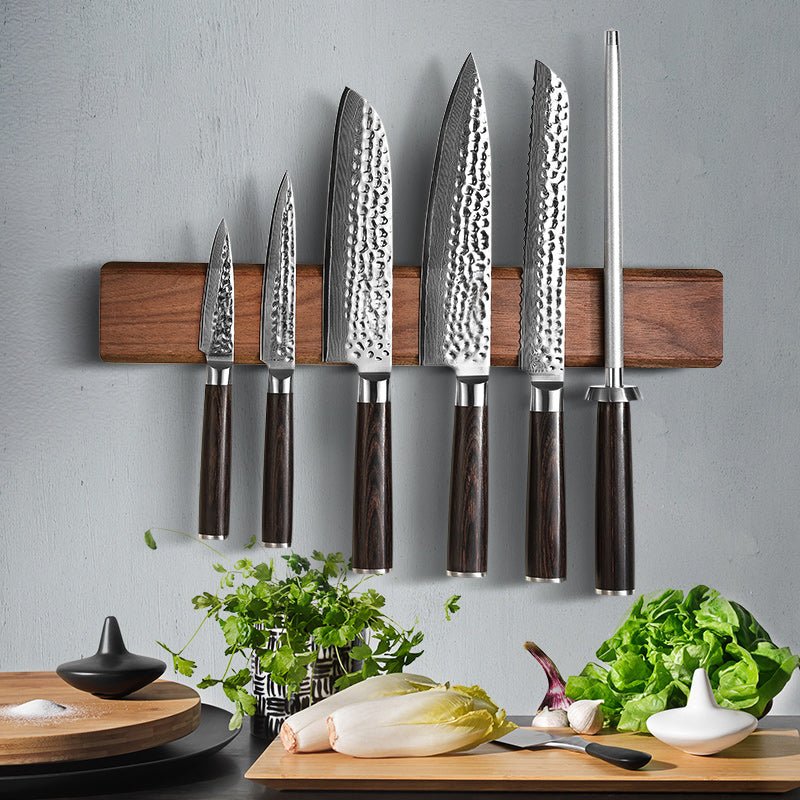 Knives Off The Bench, On The Wall